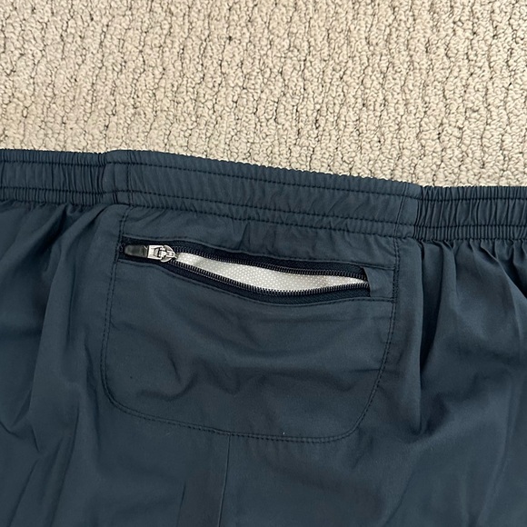 Nike Lined Gym Shorts in Dark Grey and Blue - Picture 6 of 6